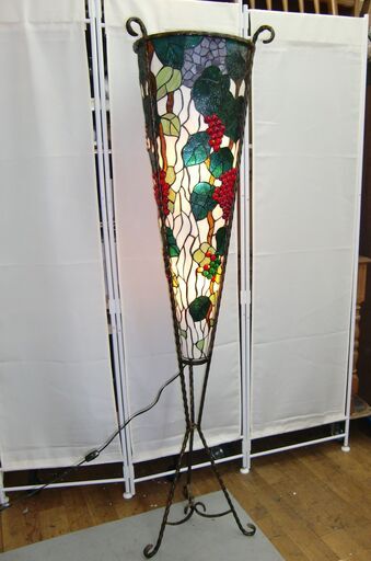 R016 葡萄柄 ステンドグラス アンティークフロアランプ 2個電球  高さ162cm