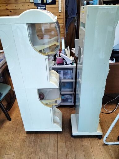 バンダイ ガシャポンマシン・カードダス