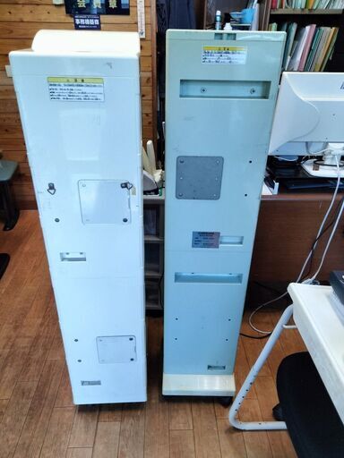 バンダイ ガシャポンマシン・カードダス