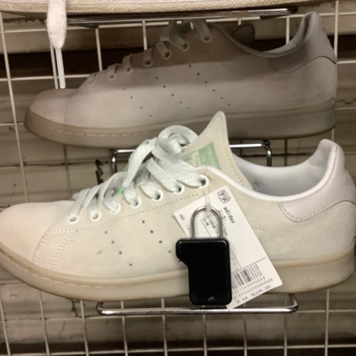 アディダス　FW2639