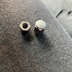 ハイエーススタットレスタイヤ(195/80R15)ホイール、ホイールカバー付き