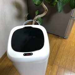 決まりました。自動開閉ダストボックス45Lほぼ未使用