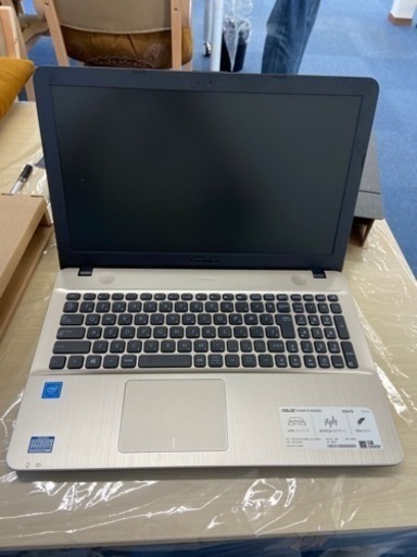 asusのパソコンです。