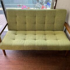 ドライフラワーリース夏リースひまわりブルーファンタジアリーススワッグ-【リサイクルショップどりーむ天保山店】●4667●　2人掛けソファー　ソファー　状態良好　木枠　ポップな雰囲気( *´艸｀)