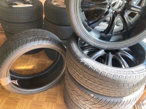 295/35R24 ナビゲーターに履いてた夏タイヤです。