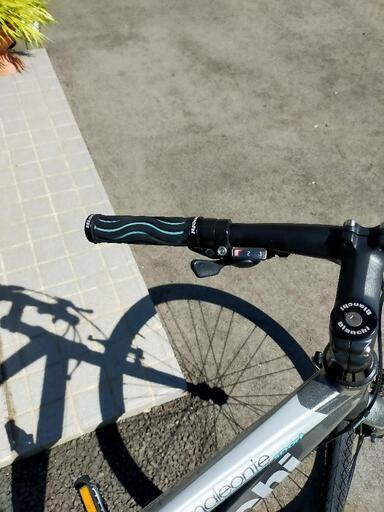 クロスバイク 美品 Bianchi ビアンキ クロスバイク camaleonte sport 