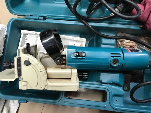 ✨マキタ 中古 3901 ジョイントカッタ 100V 590W 50-60Hz ケース付き