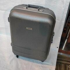 0930-050 SPALDING スーツケース 大型