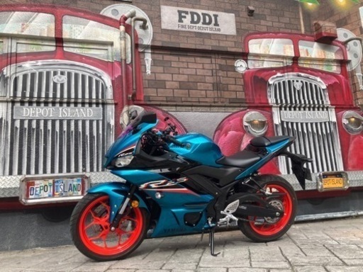 YAMAHA yzfr25 2021年モデル