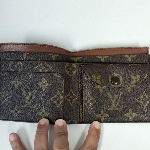 【美品】LOUISVUITTON　二つ折財布