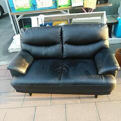 北41☆　ホームプラスリサイクル　ニトリ　2人がけソファ　ブラック　合皮　フェイクレザー黒　札幌　リサイクルショップ　ホームプラスリサイクル