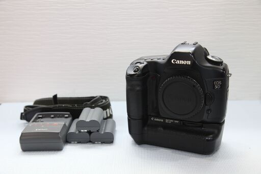 CANON EOS5D・フルサイズデジタルカメラ・グリッフ付本体+バッテリー3個・値下げ！！