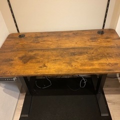 昇降機能付きデスク　110 x 60 cm
