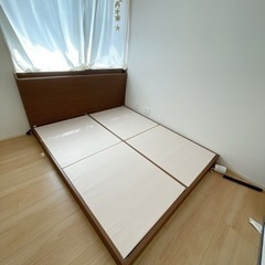 ニトリ》クイーンベッドフレーム（ヴァインLow/MBR)