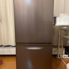 冷蔵庫　Panasonic NR-BW秋山14AC