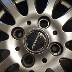 ホイールつきスタットレスタイヤ　4本