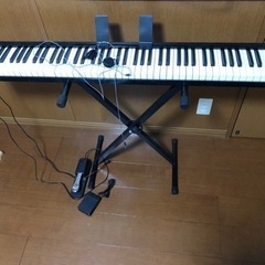 電子ピアノ 美品