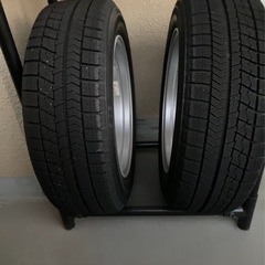 受け渡し予定者確定　ホイール付き　中古スタッドレスタイヤ、ブリジストン、ブリザック、15インチ(185/60R15 84Q) 、カバー&ラック付き