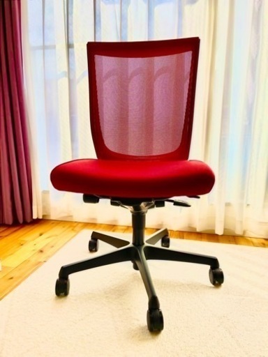 オカムラ　ESCUDO mesh（エスクード メッシュ）　椅子　オフィスチェア