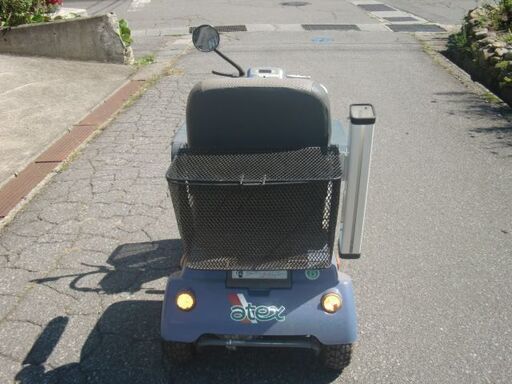 シニアカ－（3輪）実動（中古車）譲ります