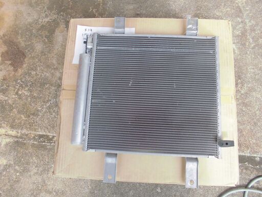 エアコン コンデンサー（応談可）