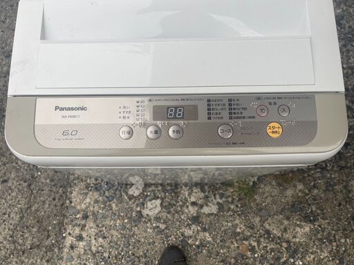 受け渡し予定者決定済Panasonic パナソニック 2018年製 全自動洗濯機 6.0kg NA-F60B11