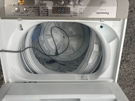 受け渡し予定者決定済Panasonic パナソニック 2018年製 全自動洗濯機 6.0kg NA-F60B11
