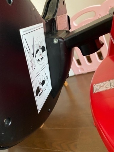 ベビービョルン ハイチェア 赤（廃盤） 正規品】ベビービョルン ハイチェア 赤 廃盤