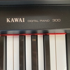 ほぼ新品同様の木製鍵盤電子ピアノ