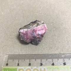 ロードクロサイト原石（d）