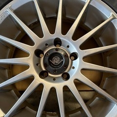 ［再出品］［中古］4本セット　スタッドレスタイヤ&アルミホイール