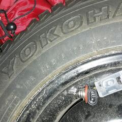 ジムニー　ヨコハマ冬タイヤ　１６年製　日曜まで