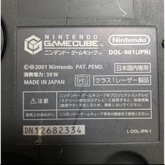 任天堂ゲームキューブ本体・コントローラー4個セット