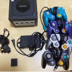 任天堂ゲームキューブ本体・コントローラー4個セット