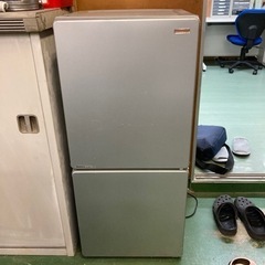 小型冷蔵庫　2012年製