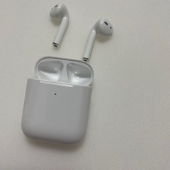 AirPods　第二世代With Wireless Chargi...