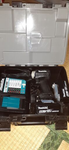マキタインパクトドライバー18v