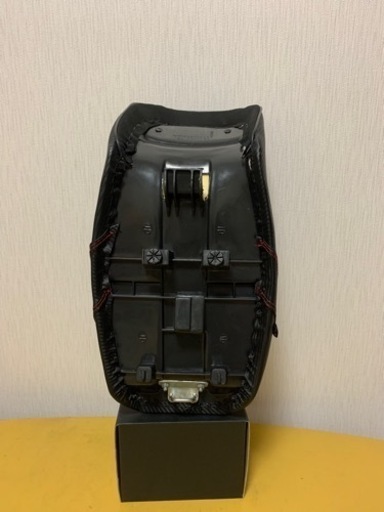 ◎カワサキ　KSR  Ⅱ     カスタムシート　新品