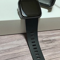 [受け渡し予定者様決定]Fitbit Versa2 スマートウォッチ