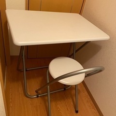 折りたたみテーブルand椅子【取りにきていただける方】