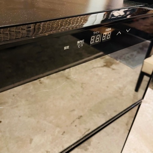 Grand Line WRH-M262 [2ドア ミラーガラス 冷蔵庫一体型ワイン Grand Line WRH-M262 [2ドア ミラーガラス 冷蔵庫一体型ワイン