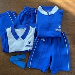 旭川小学校の体操服、フルセット