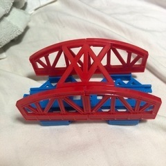 ガチャポン  ミニプラレール。鉄橋