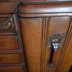 アンティークキャビネット
