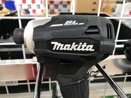 ✨マキタ 中古美品 TD172DRGXB インパクトドライバ フルセット✨うるま