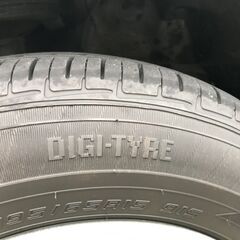 195 65 R15 タイヤ 9月交換したばかり トヨタ ノア ボクシー 