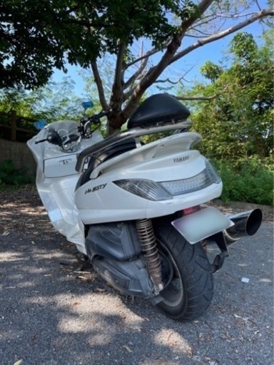 グランドマジェスティ