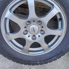 スタッドレスタイヤ　ヴォクシー　4本セット