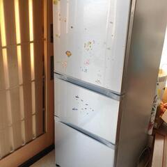 東芝 自動製氷 冷蔵庫 2014年製 340L動作品です。