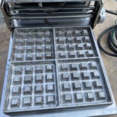 □中古品 サンテック マルチベーカリー MAX-1 ワッフル 2018年 動作